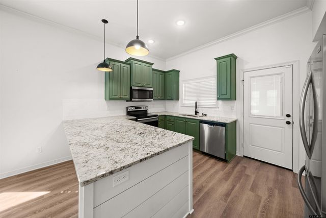 2716 Royal Village Way, Tyler, TX 75701