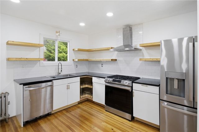 43 Sunset Avenue, Providence, RI 02909