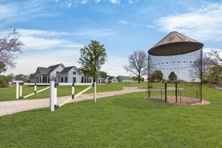 15337 Pardee Road, Galien, MI 49113