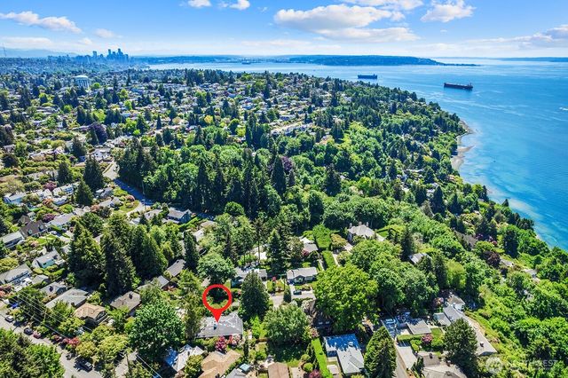 3651 Perkins Lane W, Seattle, WA 98199