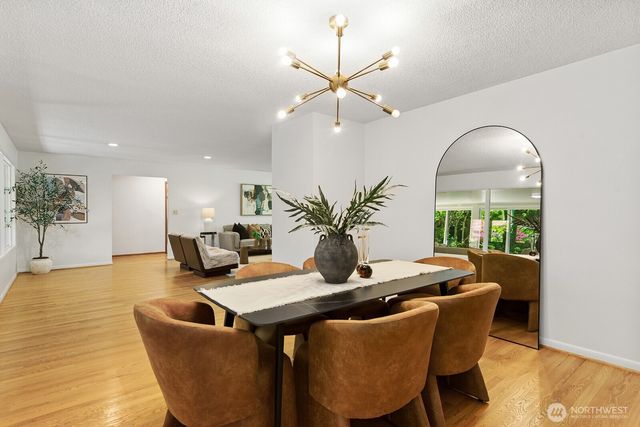 3651 Perkins Lane W, Seattle, WA 98199