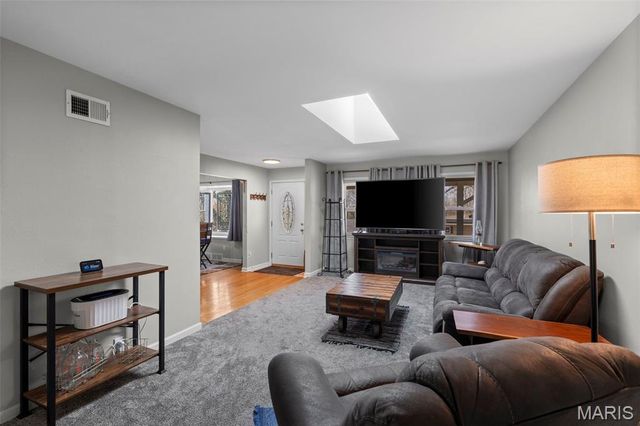 47 Judy Drive, St Charles, MO 63301