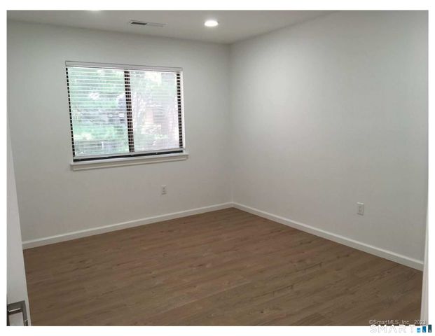 3 Woods Hollow Court 3, Avon, CT 06001