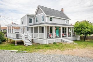 6 72nd, Newburyport, MA 01950