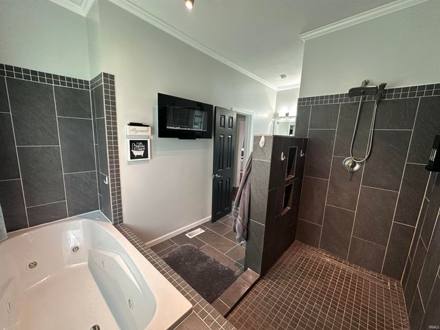 638 NORTH PIKE RD, Springville, IN 47462