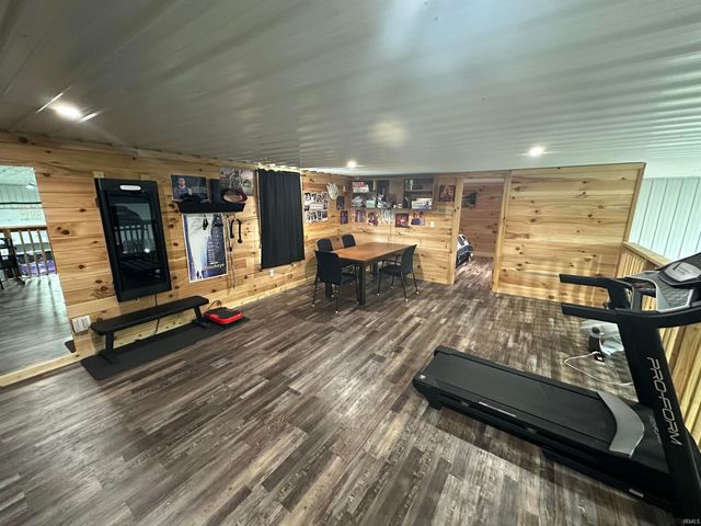 638 NORTH PIKE RD, Springville, IN 47462