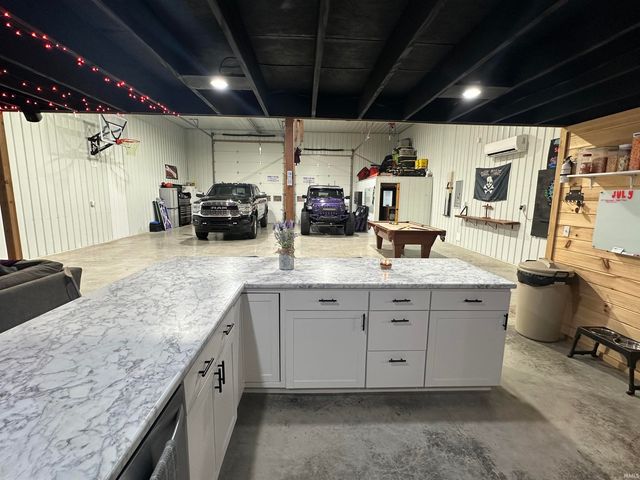 638 NORTH PIKE RD, Springville, IN 47462