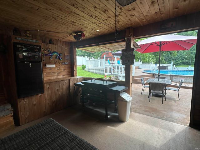 638 NORTH PIKE RD, Springville, IN 47462