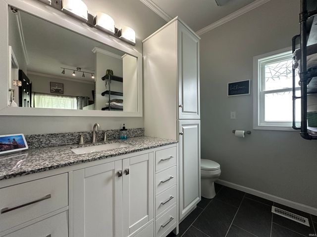 638 NORTH PIKE RD, Springville, IN 47462