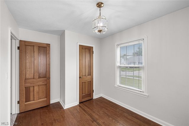 424 E 326th Street, Willowick, OH 44095