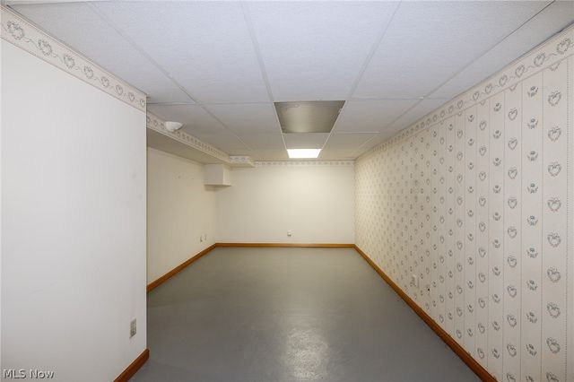424 E 326th Street, Willowick, OH 44095