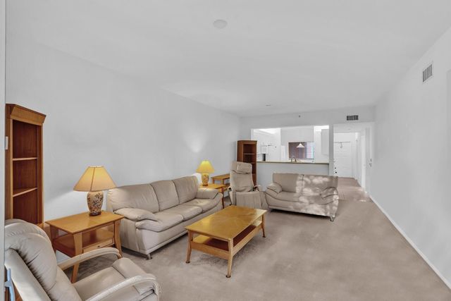 7735 Yardley Drive 201, Tamarac, FL 33321