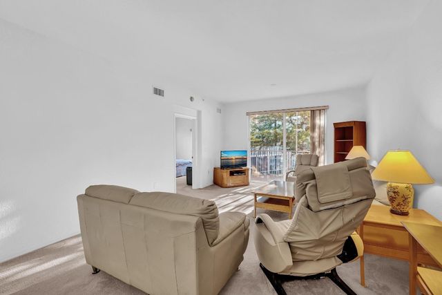 7735 Yardley Drive 201, Tamarac, FL 33321