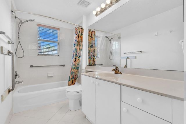 7735 Yardley Drive 201, Tamarac, FL 33321