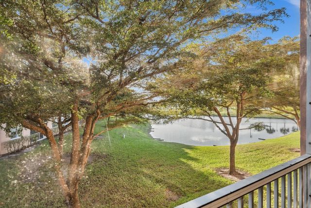 7735 Yardley Drive 201, Tamarac, FL 33321