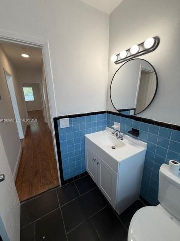 9300 E Bay Harbor Dr 202, Bay Harbor Islands, FL 33154