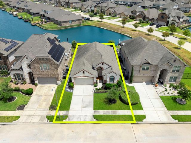 3635 Lake Bend Shore Drive, Spring, TX 77386