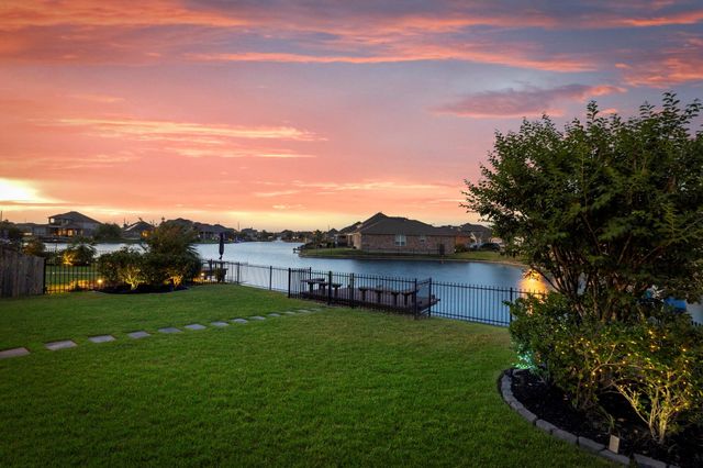 3635 Lake Bend Shore Drive, Spring, TX 77386