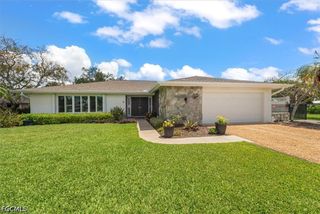 5161 Tanglewood PKWY, Fort Myers, FL 33919