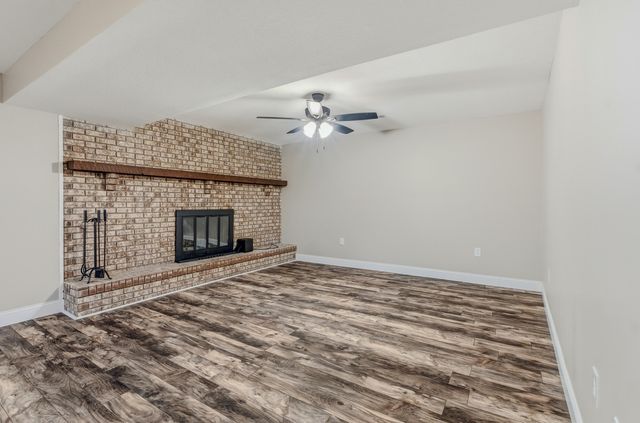 2530 N LAKE OF THE WOOD RD, Columbia, MO 65202