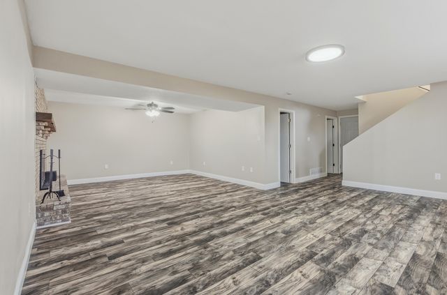 2530 N LAKE OF THE WOOD RD, Columbia, MO 65202