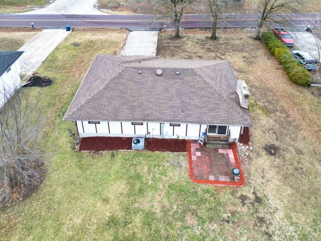 2530 N LAKE OF THE WOOD RD, Columbia, MO 65202