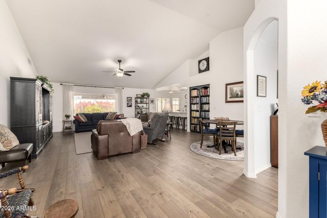 11516 E MADERO Avenue, Mesa, AZ 85209