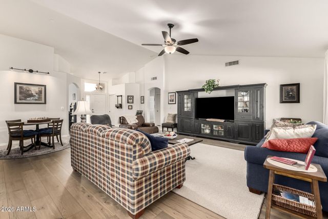 11516 E MADERO Avenue, Mesa, AZ 85209