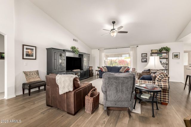 11516 E MADERO Avenue, Mesa, AZ 85209