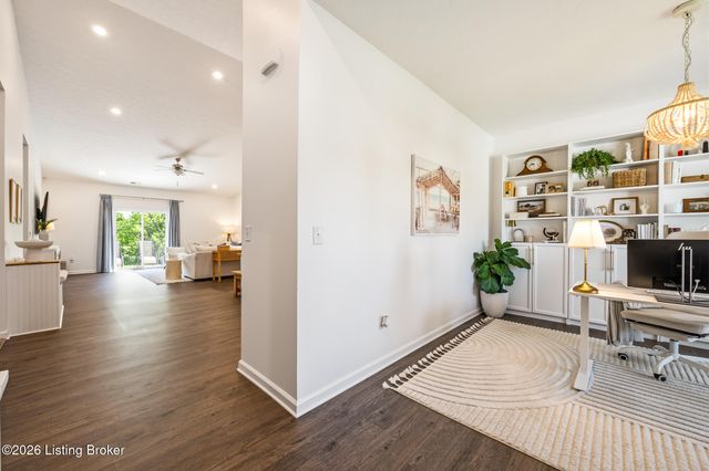 1203 Johnson Ridge Rd, Louisville, KY 40245
