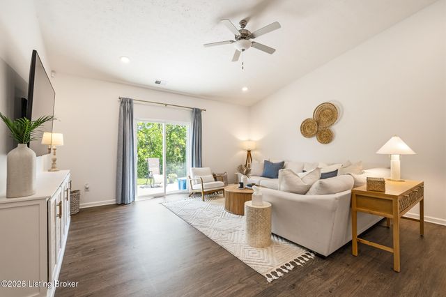 1203 Johnson Ridge Rd, Louisville, KY 40245