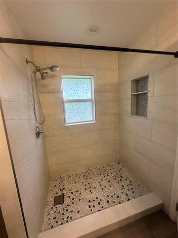 4654 Kendsha St, North Port, FL 34288