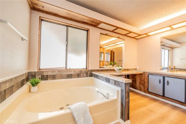 1550 Rimpau 13, Corona, CA 92881