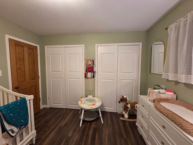 1195 E Hazelwood South Drive E, Shelbyville, IN 46176