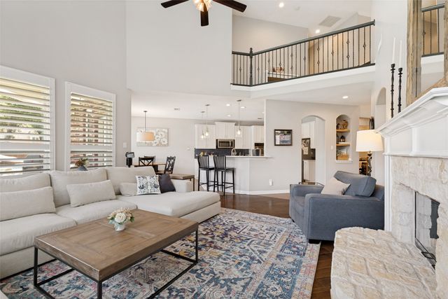9125 Parson Drive, Lantana, TX 76226