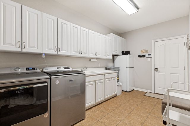 9125 Parson Drive, Lantana, TX 76226
