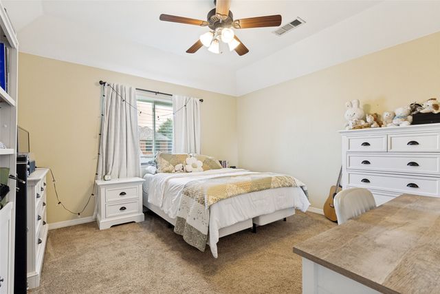 9125 Parson Drive, Lantana, TX 76226