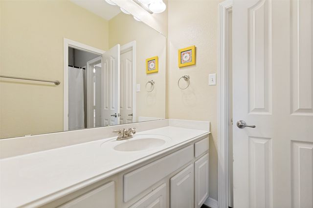 9125 Parson Drive, Lantana, TX 76226