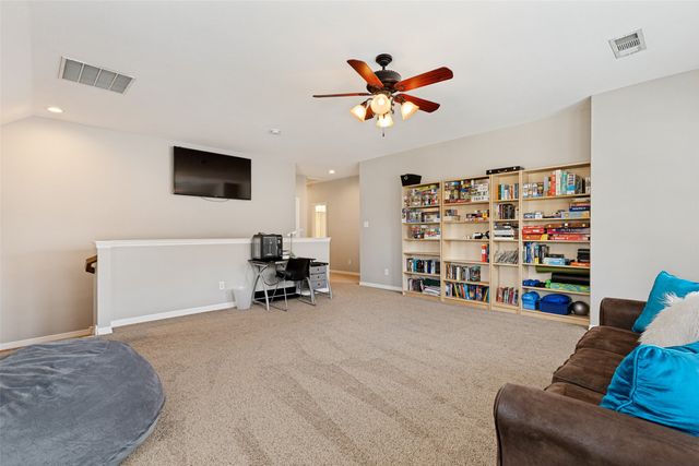 9125 Parson Drive, Lantana, TX 76226