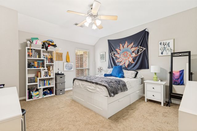 9125 Parson Drive, Lantana, TX 76226