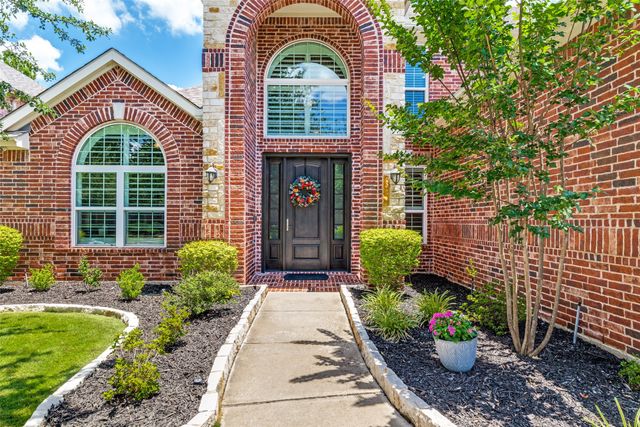 9125 Parson Drive, Lantana, TX 76226