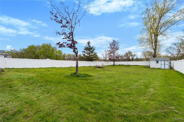126 Alhan Parkway, Geddes, NY 13209