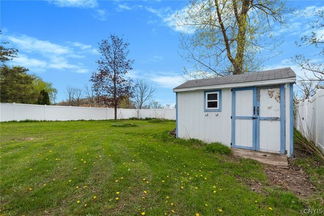 126 Alhan Parkway, Geddes, NY 13209