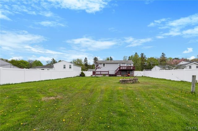 126 Alhan Parkway, Geddes, NY 13209