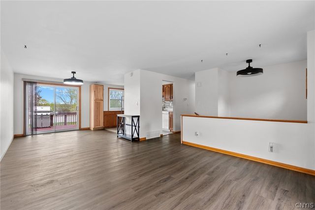 126 Alhan Parkway, Geddes, NY 13209