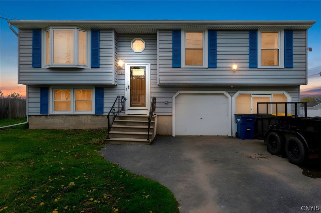 126 Alhan Parkway, Geddes, NY 13209