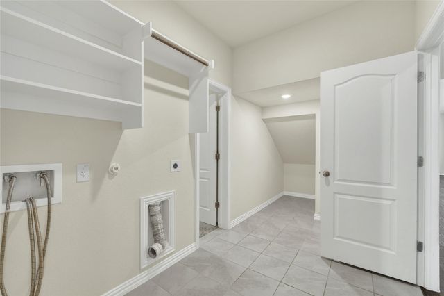 908 Leadtree LOOP, Buda, TX 78610