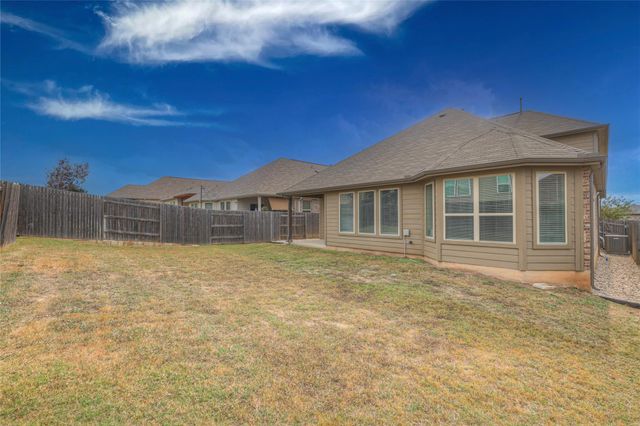 908 Leadtree LOOP, Buda, TX 78610