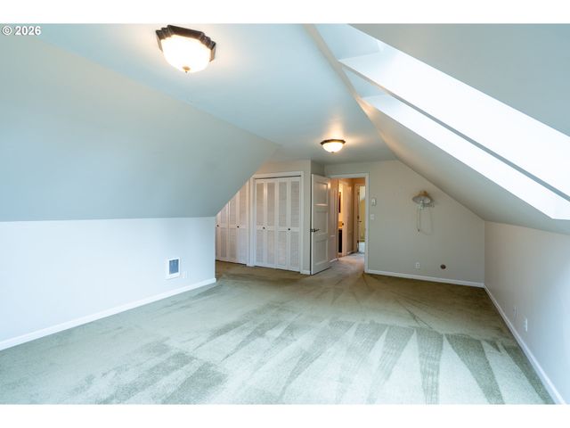 825 FILBERT Ave, Eugene, OR 97404