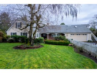 825 FILBERT Ave, Eugene, OR 97404